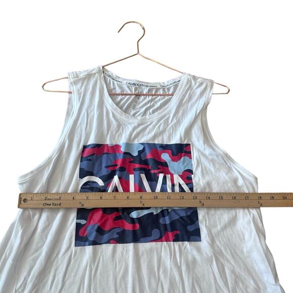 Calvin Klein performance white Camo tank size large - Picture 4 of 6
